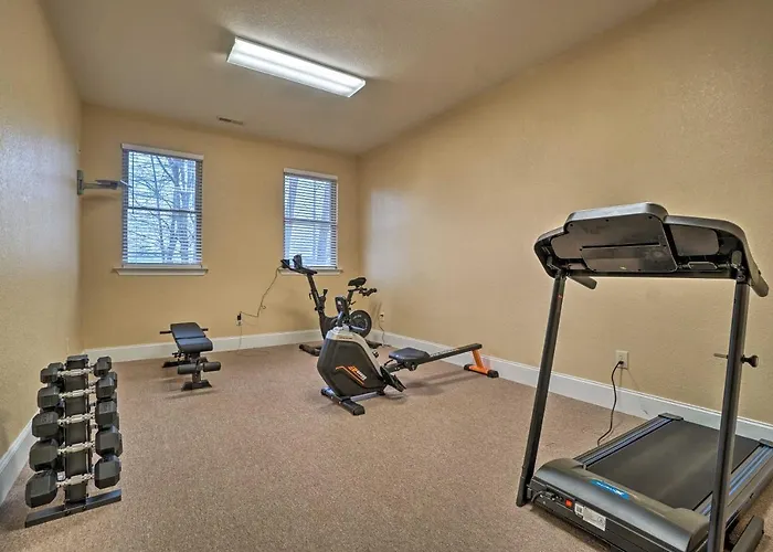 Cozy Young Harris Condo Near Lake Chatuge!